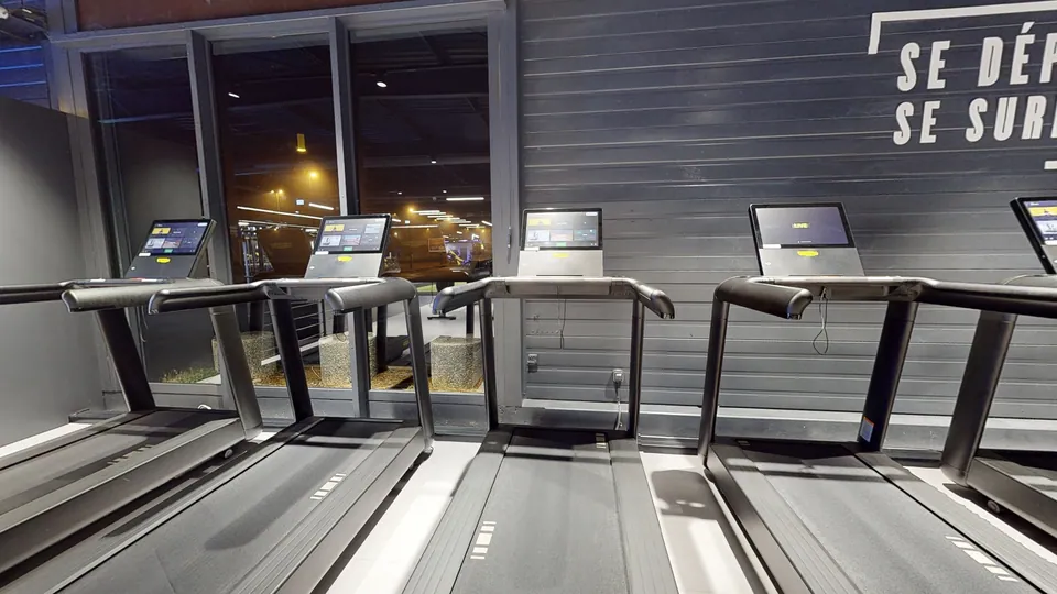 Tapis de course, machine disponible au Fitness Park Vandœuvre-lès-Nancy